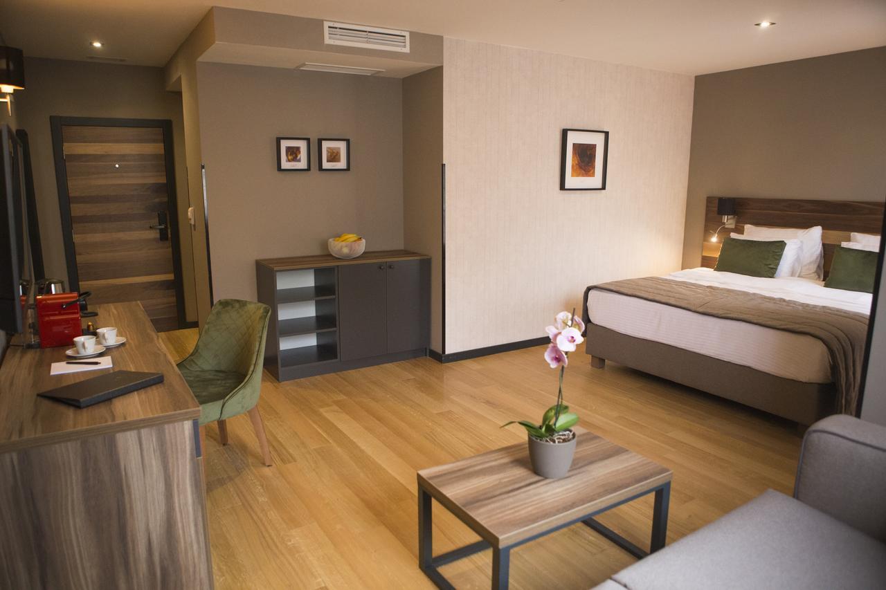 A Hoteli - Hotel Slatina Vrnjačka Banja Exteriér fotografie